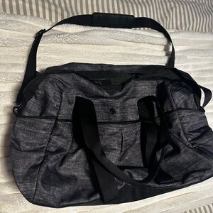 Lululemon Duffle Bag Gym Commuter Dark Grey Large Overnighter